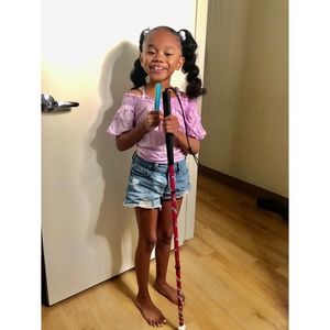 Meet your Posher, Dora